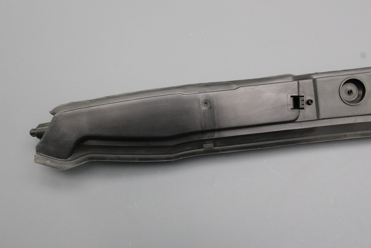 VW Polo 6R 6C 2010-2018 front inner wing trim (right) 6R0821112B