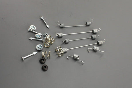 Toyota Aygo 05-on Yaris 01-05 drum brake spring kit (rear) 04942-0D010