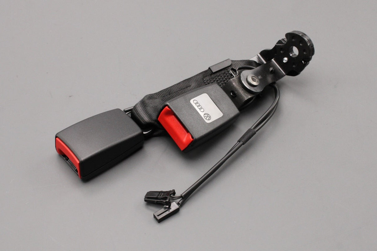 Audi A1 S1 2011-18 rear double seat belt latch (left) 8X4857739C 9B9