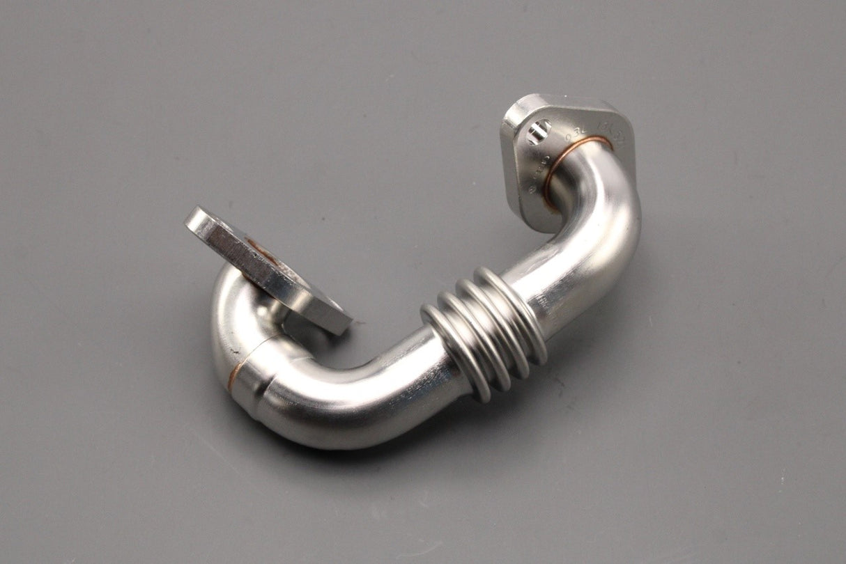 VW Transporter T5 T6 Audi A4 A5 Q5 2.0 TDI EGR pipe 03L131521J