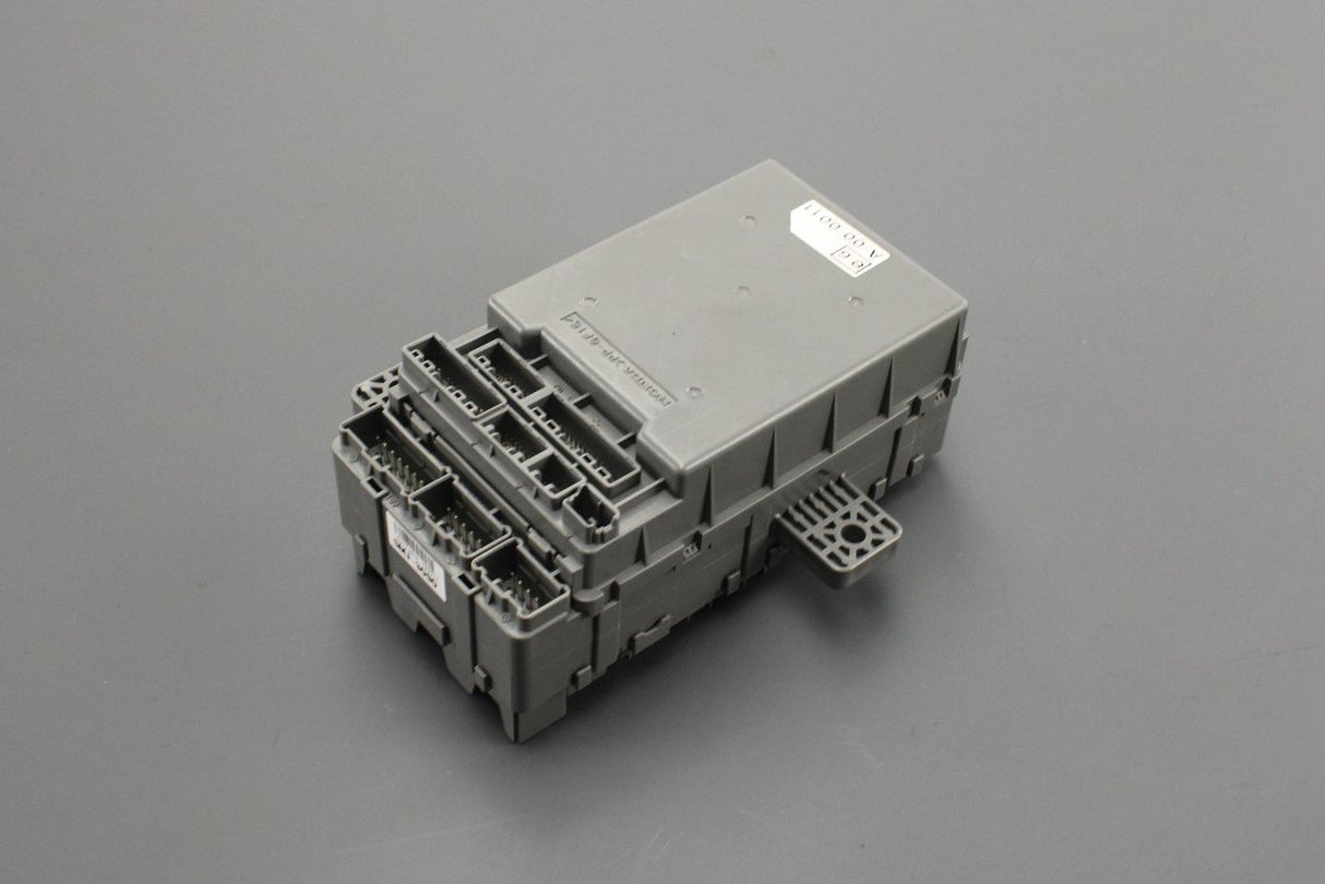 Honda Civic fuse box with fuses 38203-SMJ-309