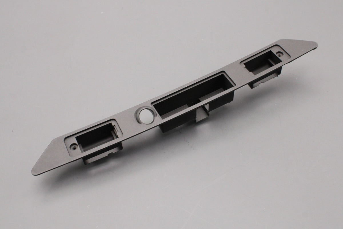 Audi A4 S4 RS4 2001-2009 boot handle & number plate light housing 8E0827576 3FZ, view 1