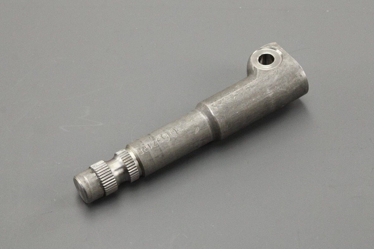 Toyota Auris 2007-13 intermediate steering column shaft 45221-02050, view 1