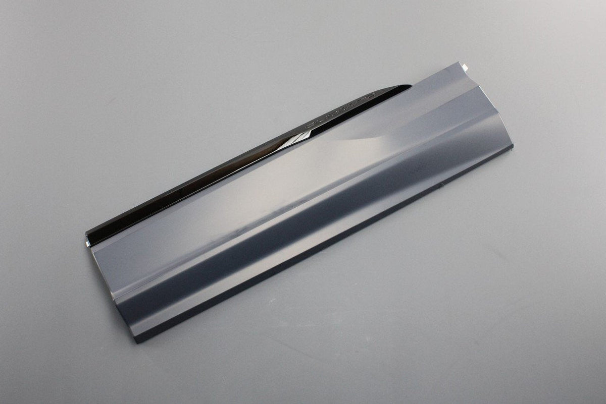 Audi Q7 2016-on lower door trim moulding (rear left) 4M0853969P GRU, view 1
