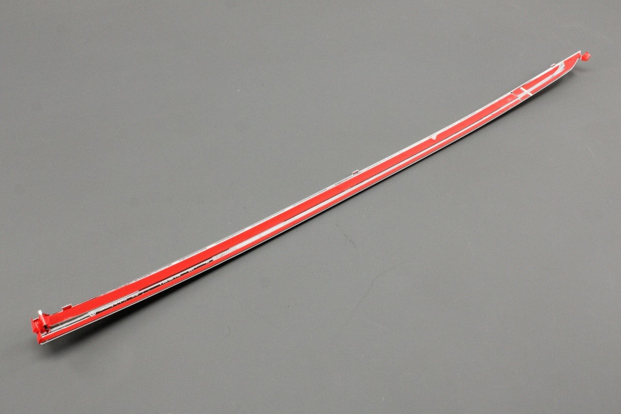 VW Tiguan SEAT Tarraco 2016-on door trim (front right) 5NA853332A