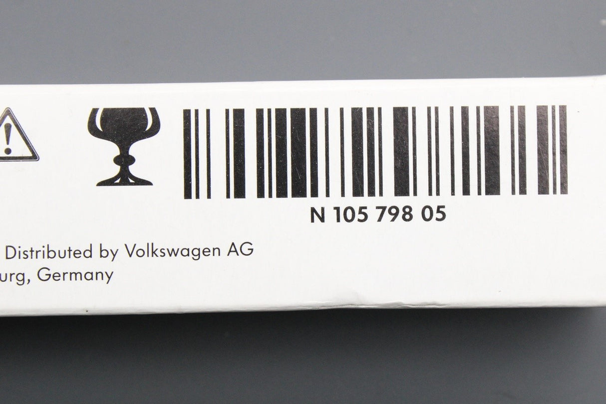 VW Golf MK5 Passat Audi A3 A4 A6 Skoda 2.0 TDI glow plug (x1) N10579805