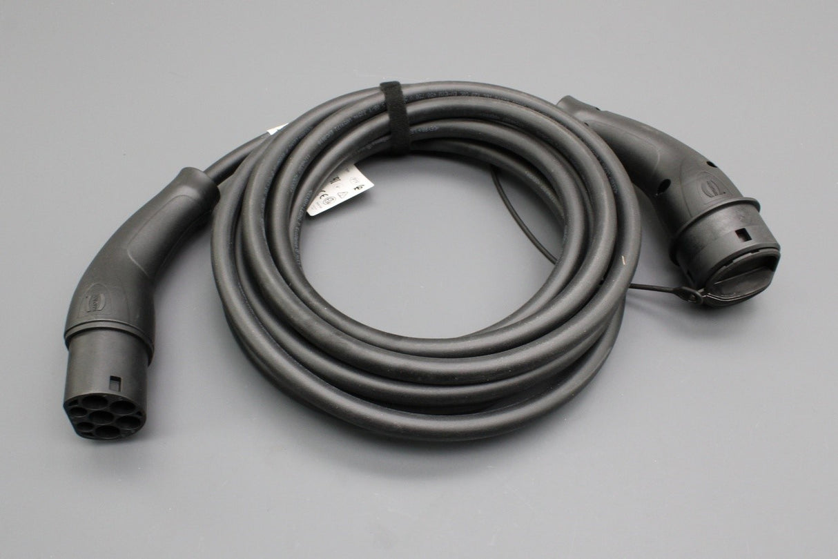 Audi e-Tron A3 A6 A8 Q7 Q4 e-Tron charging cable (32A, 22kW) 4N0093053A