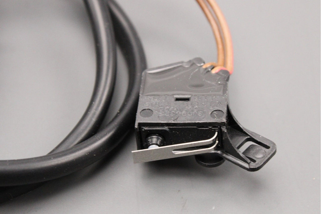 Audi TT TTS MK2 07-14 bonnet lock latch micro-switch 8J0953236
