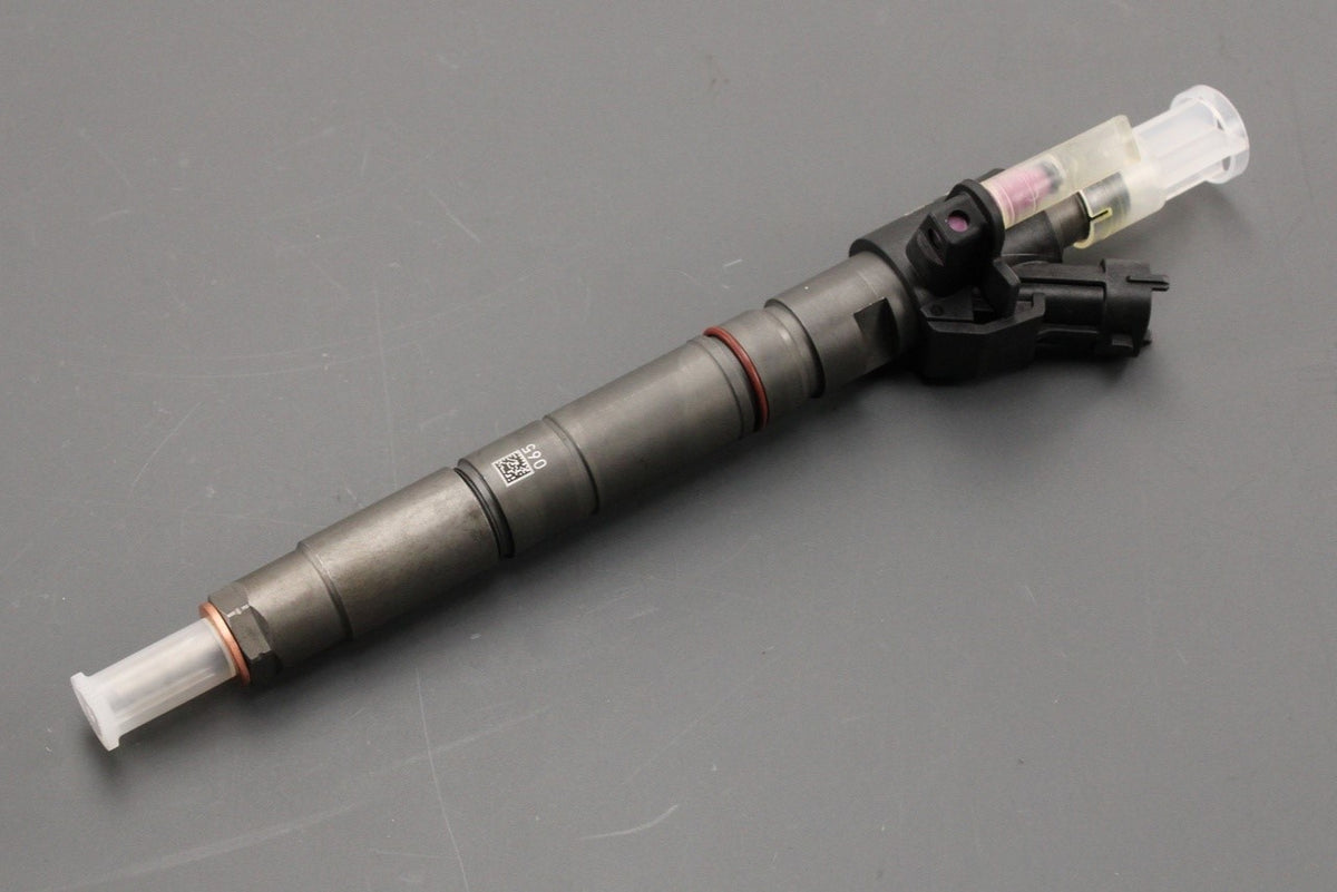 Land Rover Discovery 4 Range Rover 2010-2022 injector (3.0 V6) LR069236, view 1