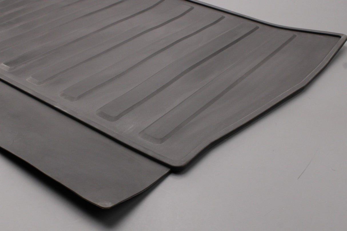 Land Rover Discovery Sport 2015-on rubber boot liner extension VPLCS0273