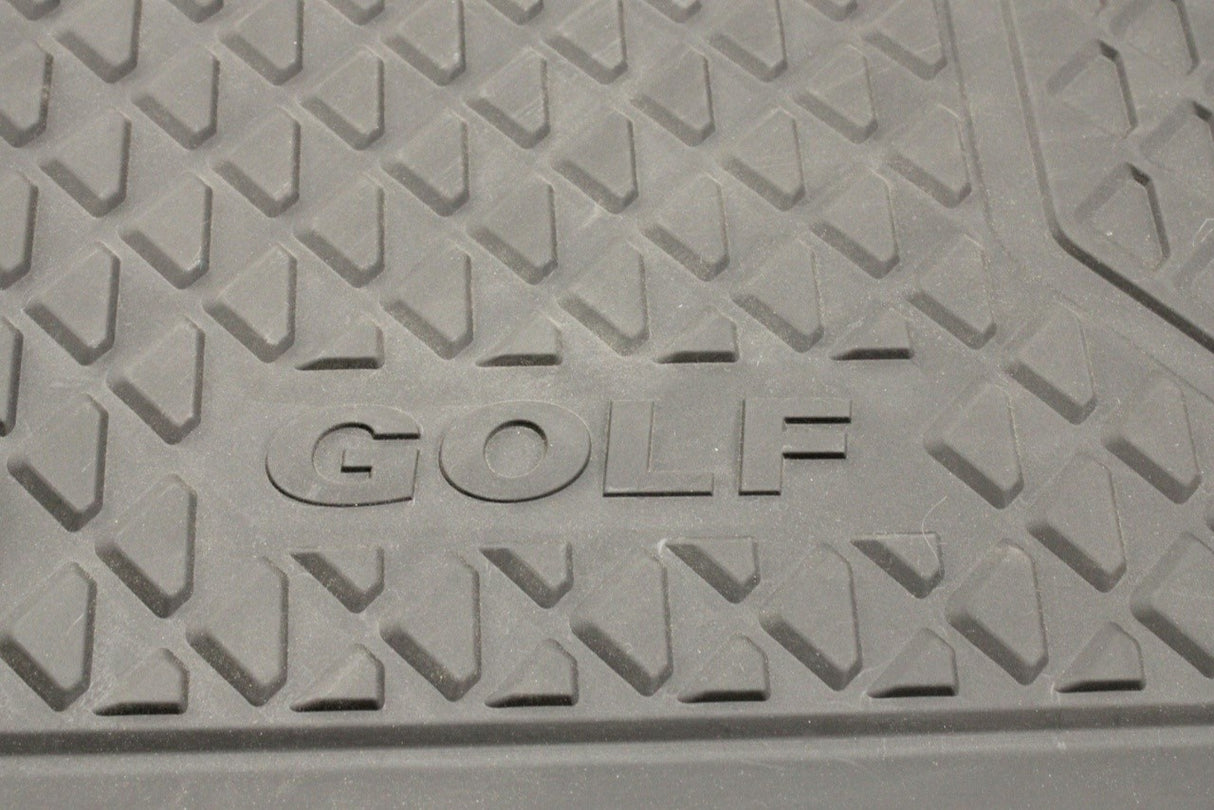 VW Golf SV 2014-2020 RHD front rubber floor mats set 518061502A 82V
