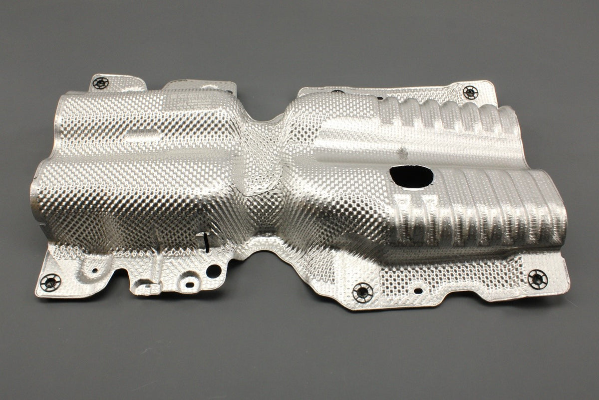 VW Tiguan 16-24 Audi Q3 19-on SEAT Tarraco centre heat shield 5QA825613E, view 1