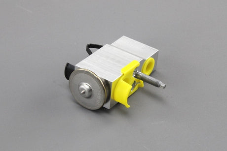Audi A4 A5 A6 A7 Q5 e-tron 2016-On Air con expansion valve 8W0816679