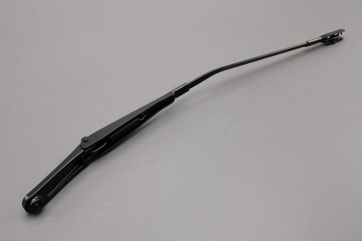 Audi A4 RS4 B9 A5 RS5 2017-on front aero wiper arm (left) 8W2955407 1P9