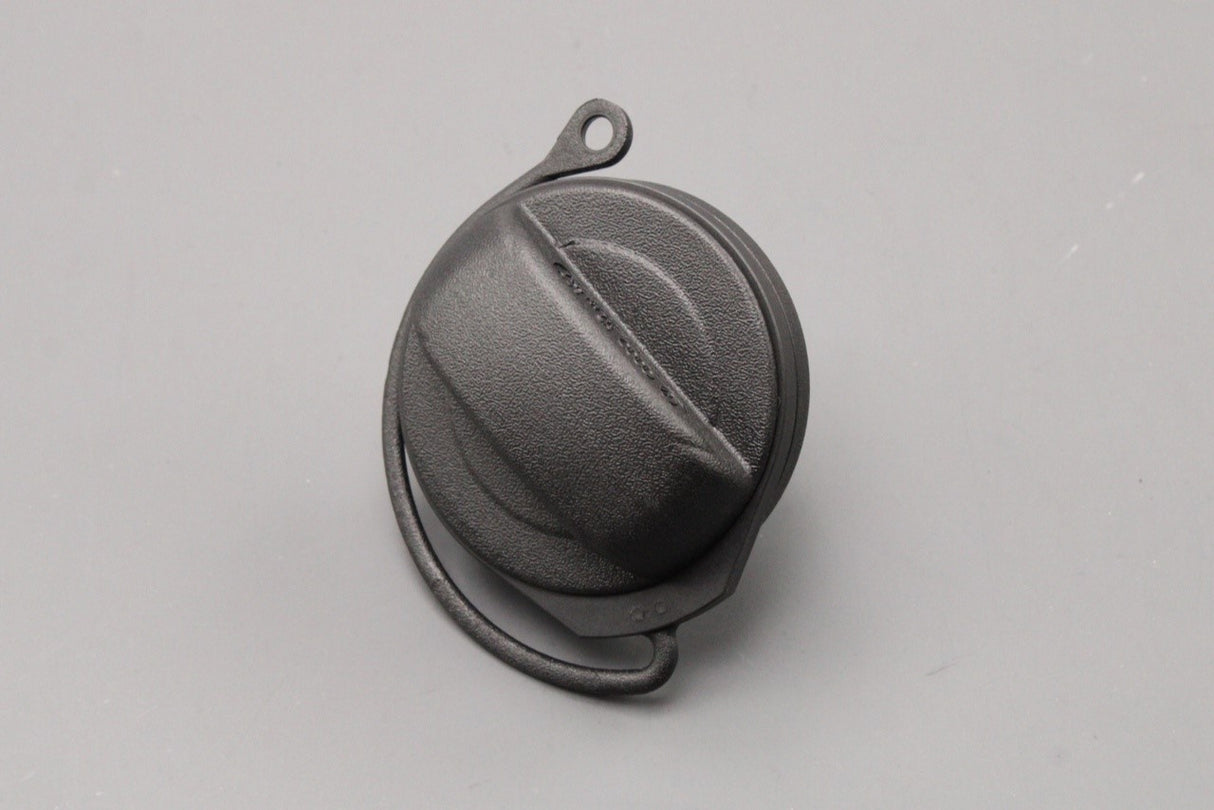 VW Scirocco Tiguan Passat CC Audi Q3 RSQ3 fuel filler cap 3C8201550C