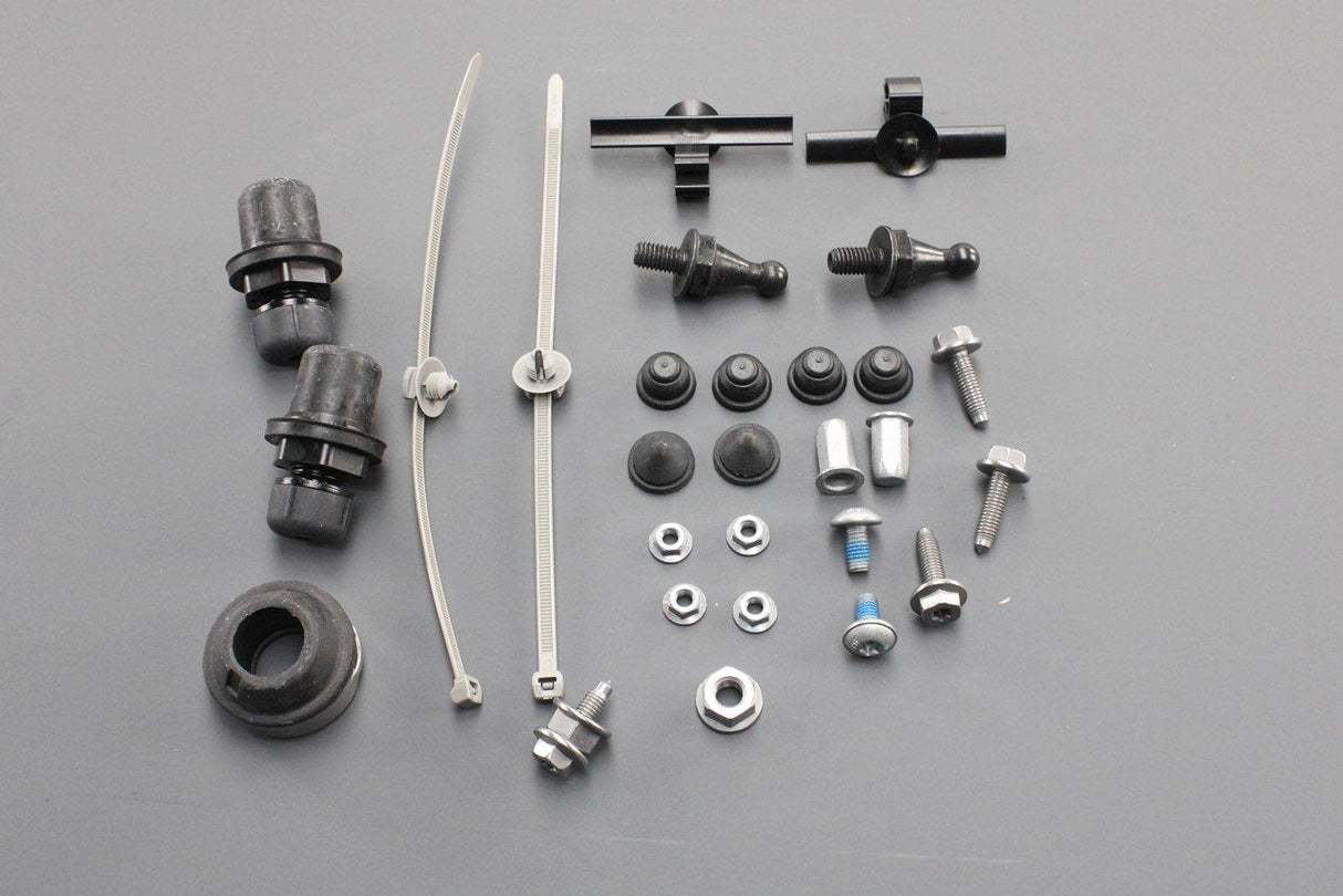 VW Tiguan 2016-on boot lid attachment parts kit 5NA898617