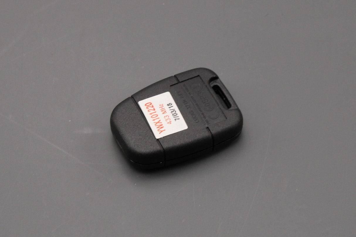 Land Rover Defender Freelander Discovery remote key fob YWX101220