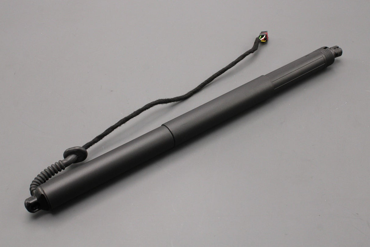Audi A5 S5 Sportback 17-on power assisted boot lid strut (x1) 8W8827851C
