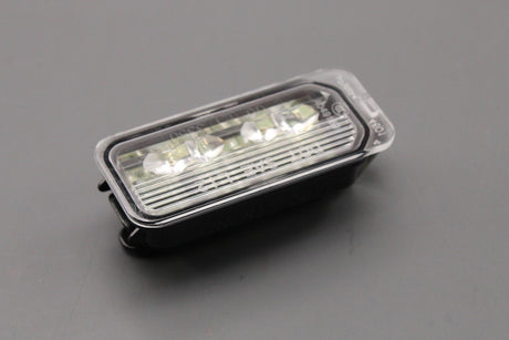 Jaguar XJ 2010-2019 rear number plate light unit (x1) T2R38453