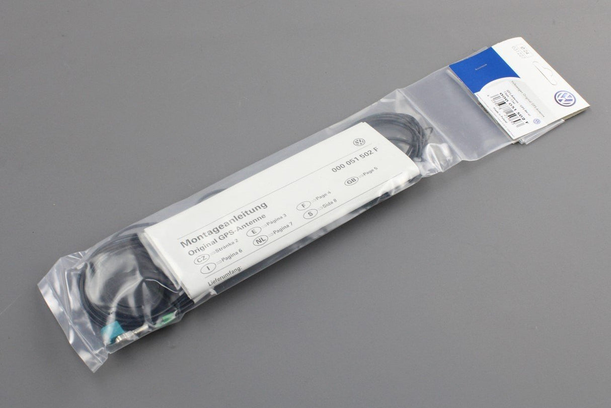 VW Volkswagen GPS aerial antenna 000051502F
