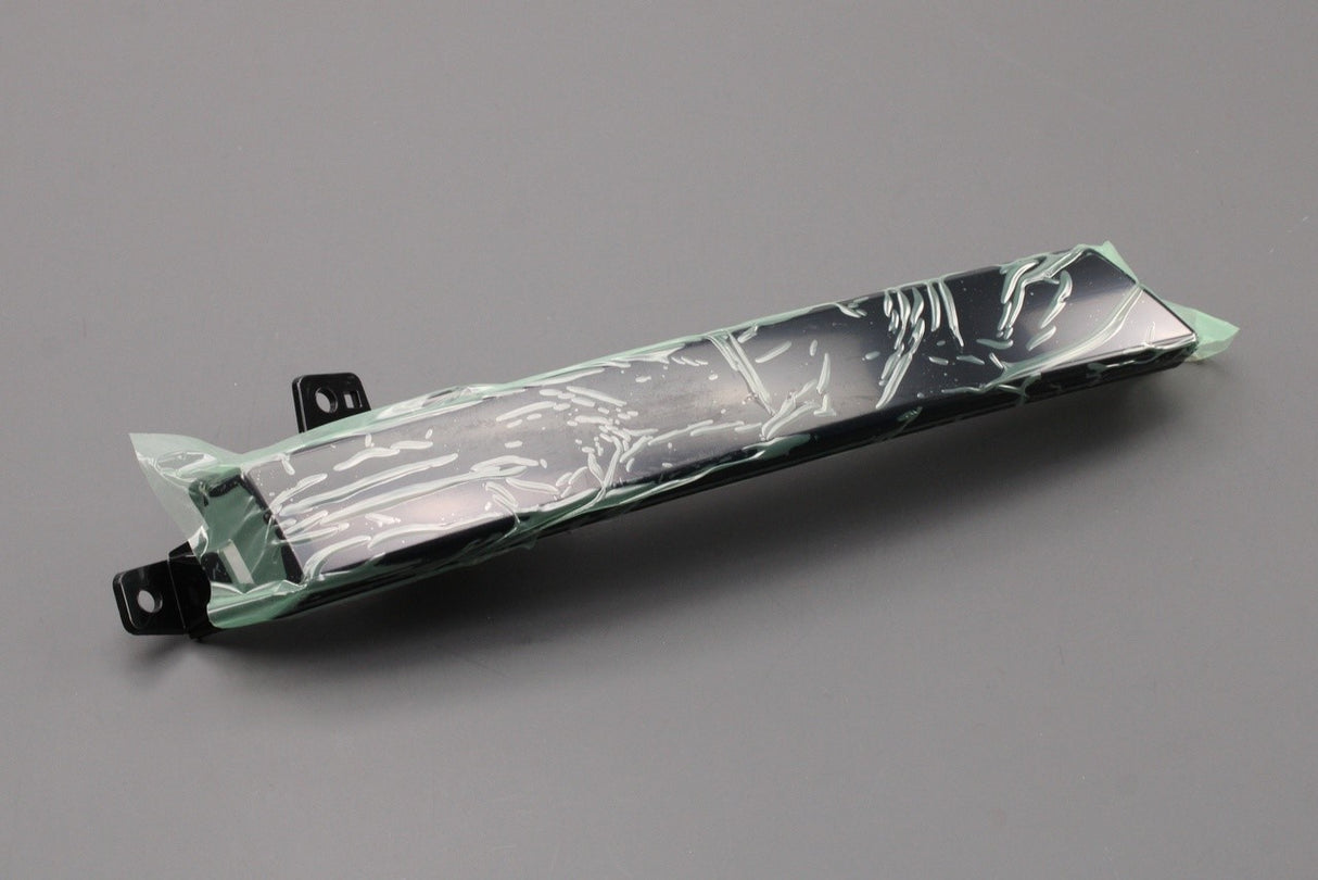 Land Rover Discovery 5 17-on front fog light cover trim (left) LR164089