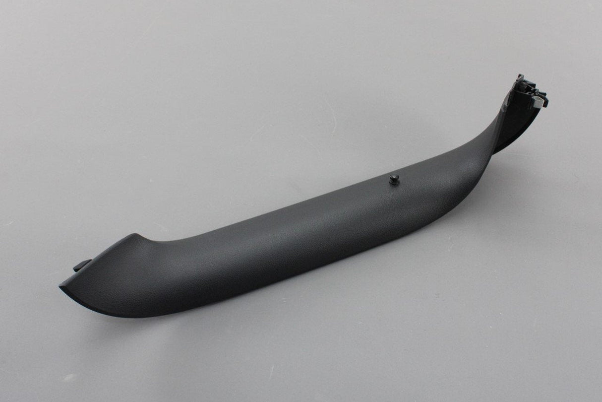 VW Tiguan 2016-on parcel shelf holding trim (right) 5NA867704B 82V