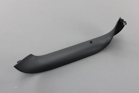 VW Tiguan 2016-on parcel shelf holding trim (right) 5NA867704B 82V
