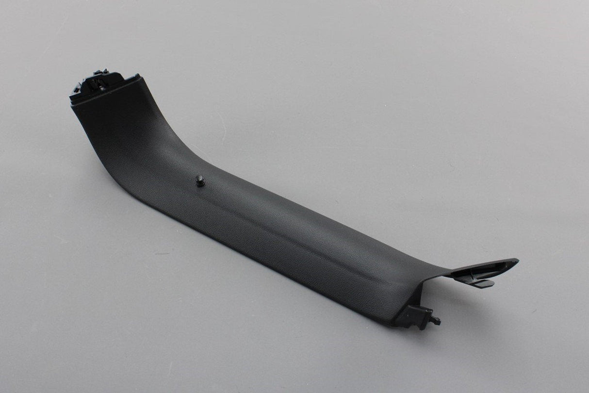 VW Tiguan 2016-on parcel shelf holding trim (right) 5NA867704B 82V