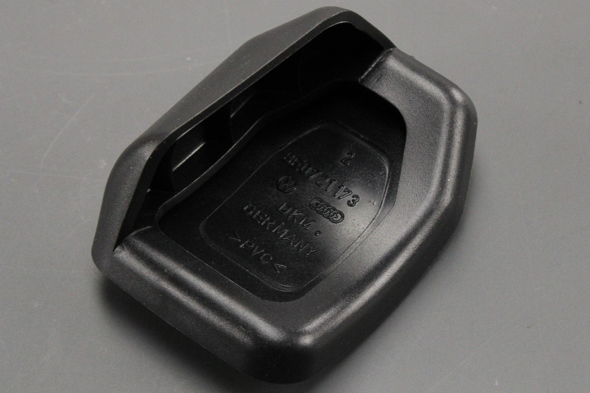 Audi A4 A6 RS4 Q7 VW T5 T6 Touareg clutch pedal cap 8E0721173 01C