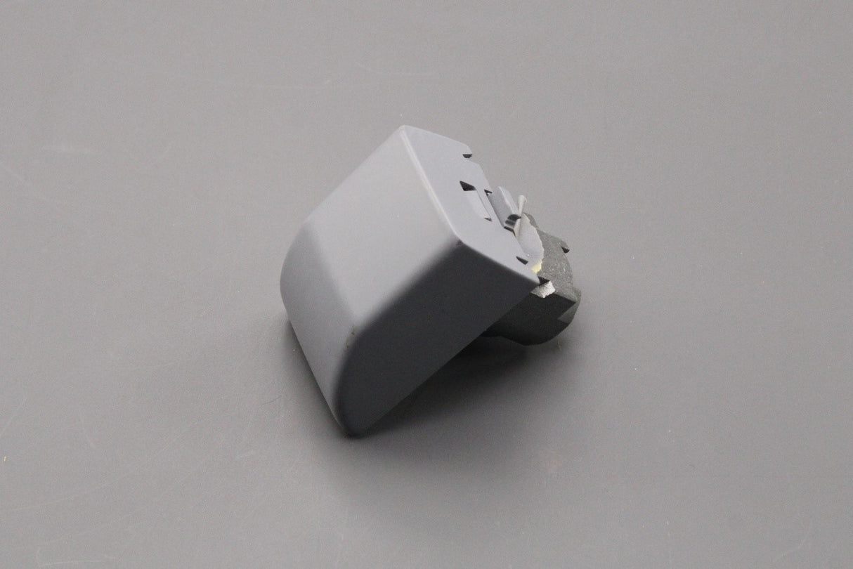 Range Rover 2010-2012 door handle key cap cover (front right) LR011204