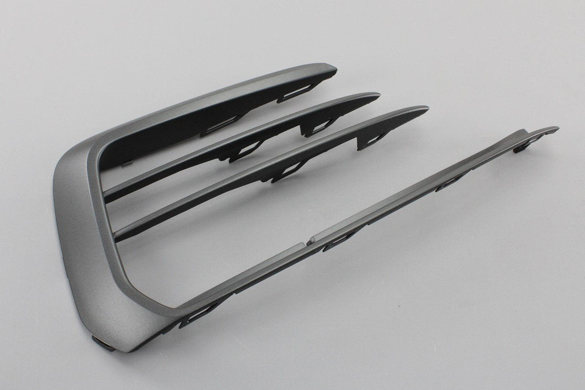 VW Golf GTI MK7.5 2017-20 right front lower bumper grille 5G0853666P 9B9, view 1