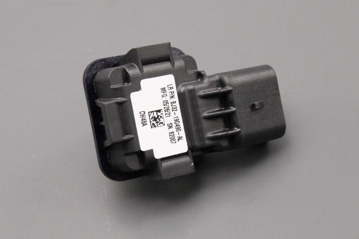 Range Rover Evoque 2012-2018 rear view parking camera LR057355