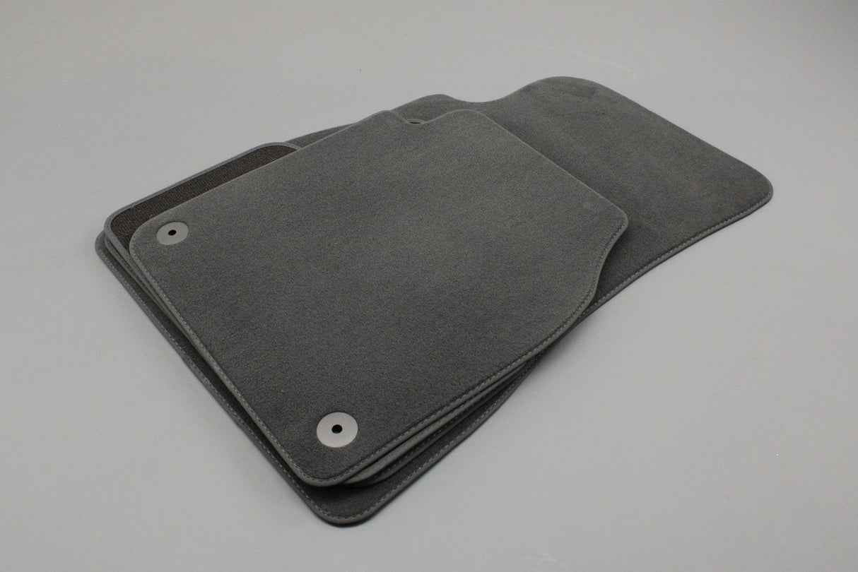 Audi Q7 16-on Q8 RSQ8 19-on RHD textile floor mats set 4M2863011A QA5