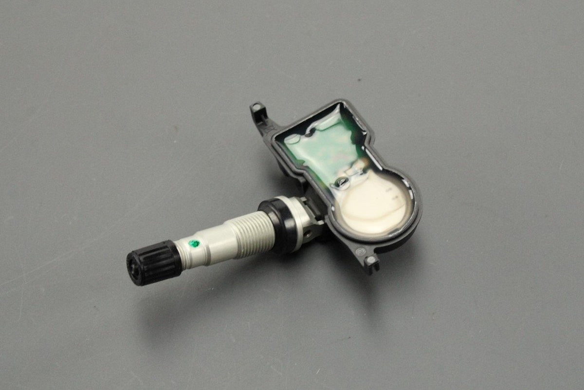 Toyota tyre pressure monitoring sensor TPMS (x1) 42607-12020, view 1