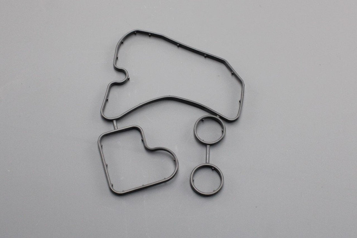 Audi 3.0 V6 TDI oil cooler carrier plate gasket seal 059117070, view 1