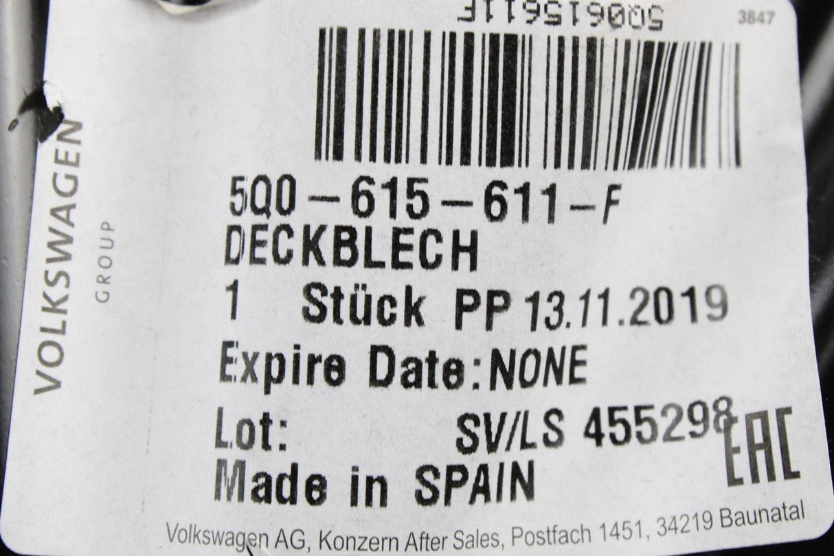 VW Golf Audi A3 Skoda SEAT Leon Rear brake disc cover (Left) 5Q0615611F