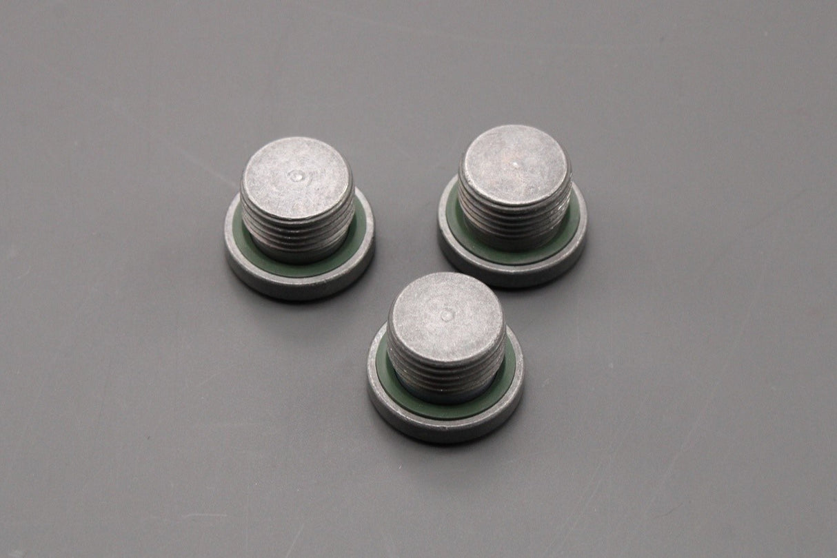 Land Rover Range Rover transmission output shaft oil seal kit LR049886