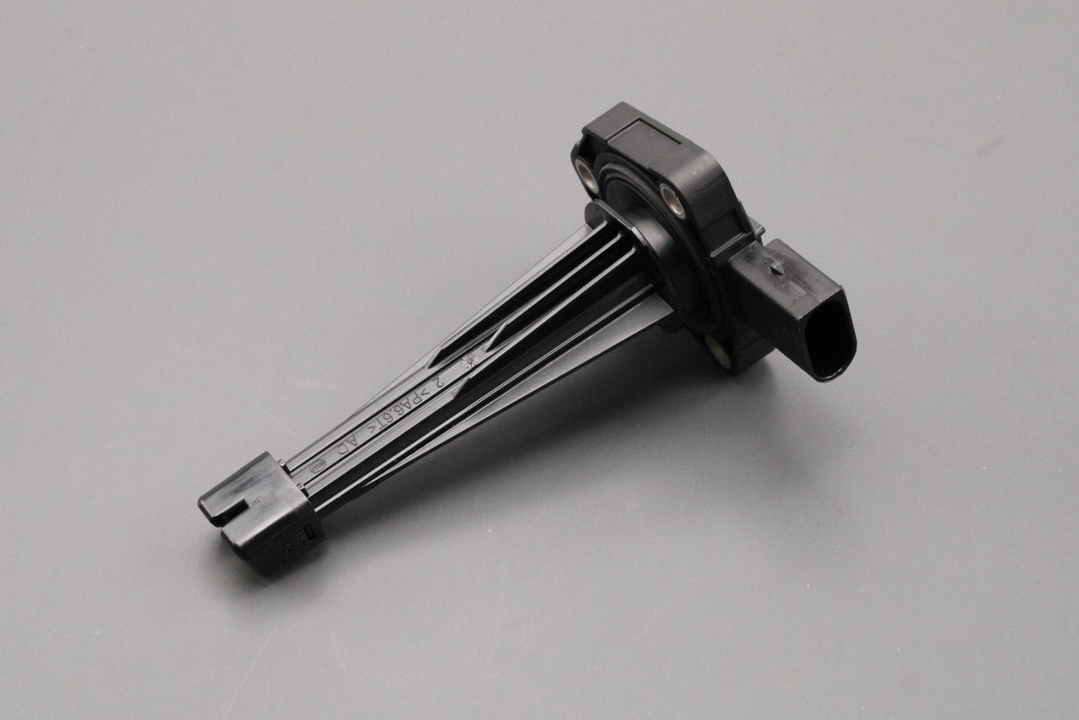 Land Rover Range Rover 3.0 V6 4.4 5.0 V8 oil level sensor LR012640