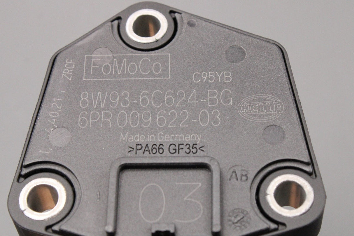 Land Rover Range Rover 3.0 V6 4.4 5.0 V8 oil level sensor LR012640