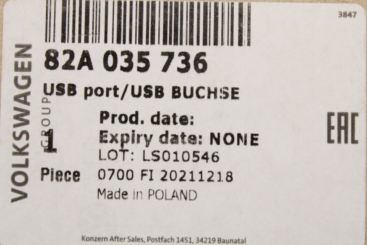 Audi A1 A3 2019-on front double USB port socket 82A035736