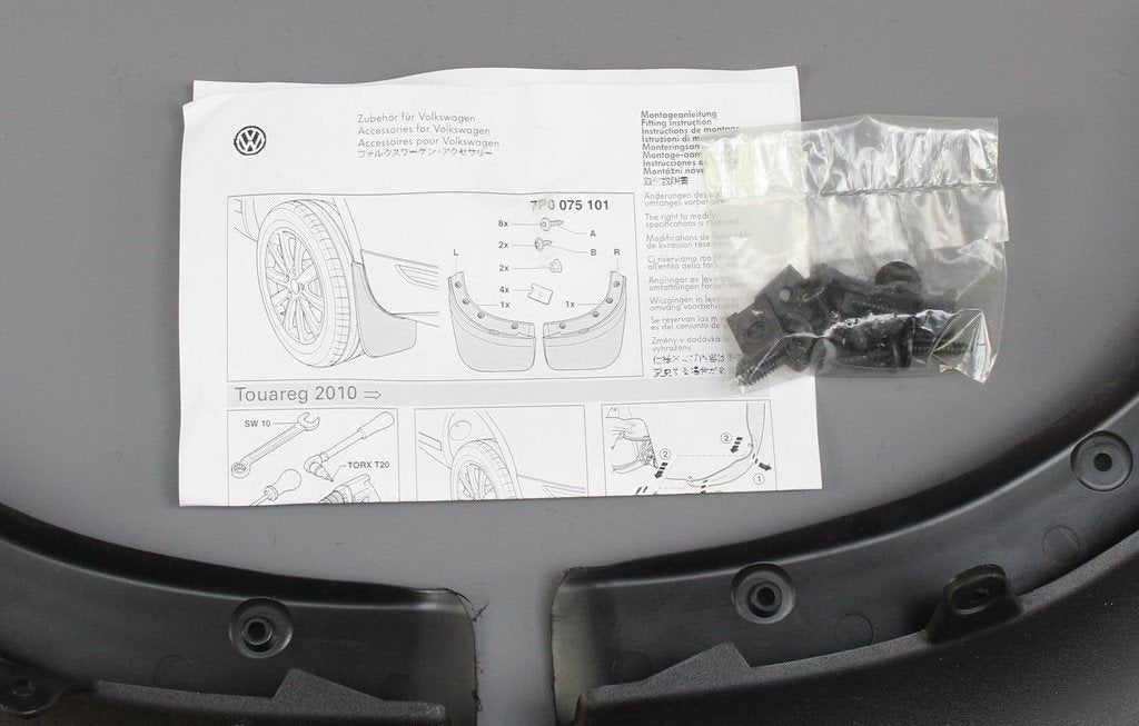 VW Touareg 2011-18 accessory mud flaps set (rear) 7P0075101