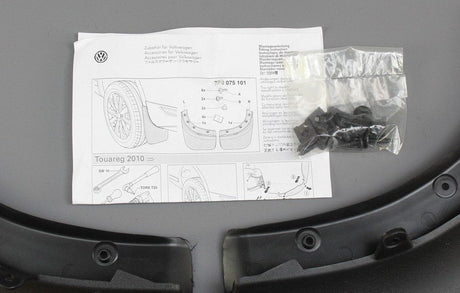 VW Touareg 2011-18 accessory mud flaps set (rear) 7P0075101