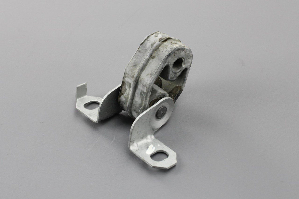 VW Golf MK4 Bora Audi A3 Skoda SEAT Rear exhaust hanger 1J0253144, view 1