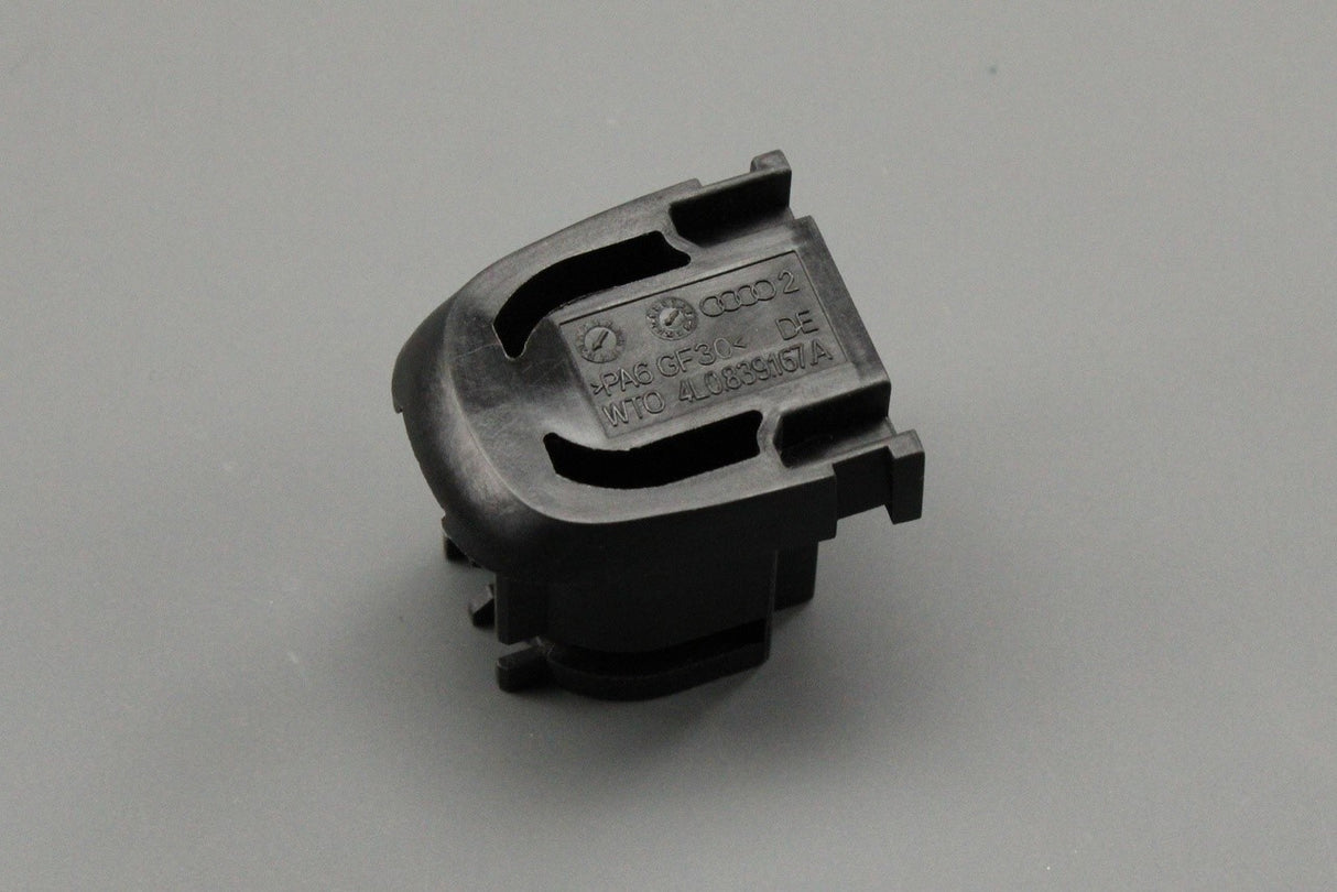 Audi Q7 2007-15 rear door lock housing plug 4L0839167A
