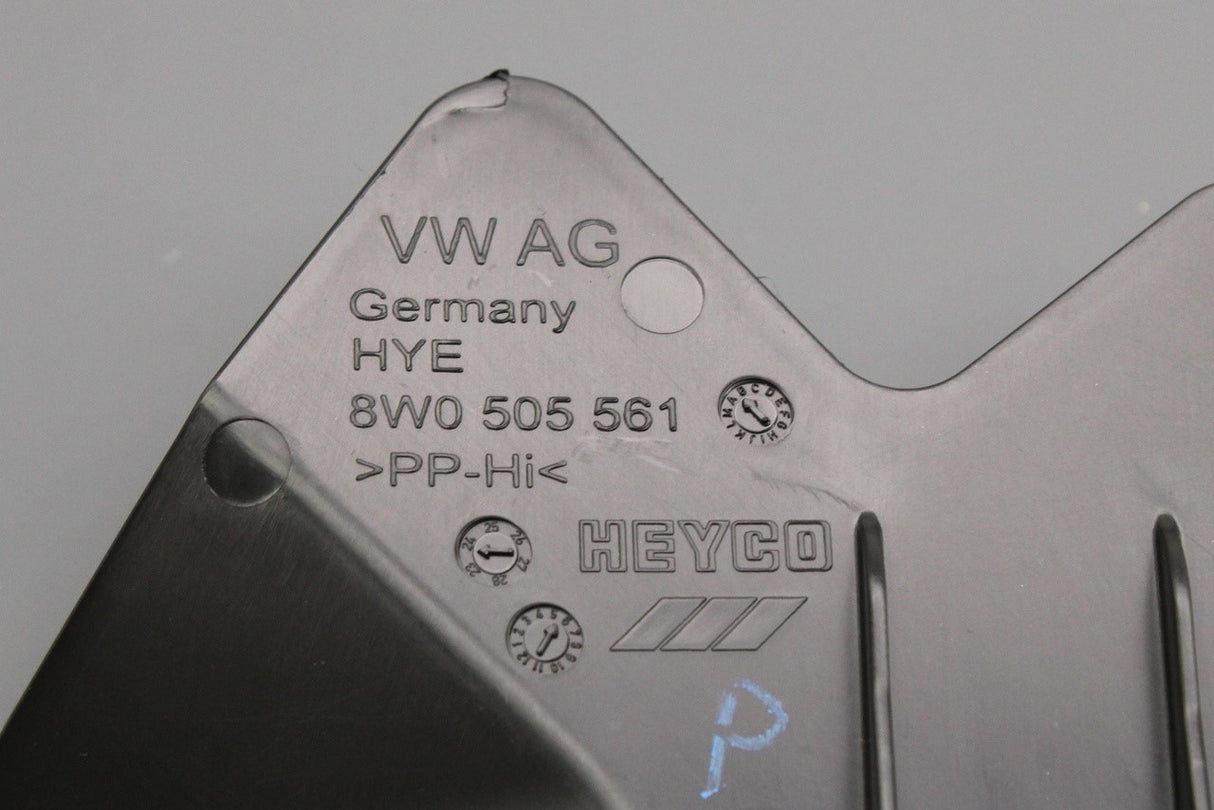 Audi A4 S4 RS4 A5 RS5 Q5 rear lower arm stone guard (left) 8W0505561B