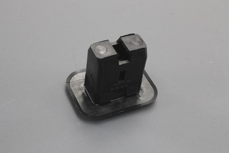 Audi A4 A6 01-11 Q7 SEAT Exeo rear seat bench grommet (x1) 4B0886373 01C