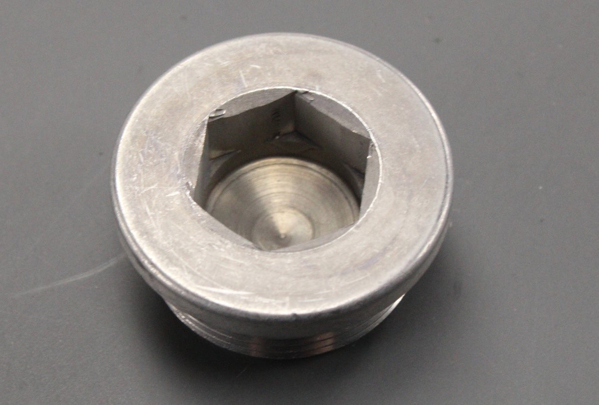 Audi R8 2007-on 4.2L 5.2L engine oil cooler sealing plug 07C103059B, view 1