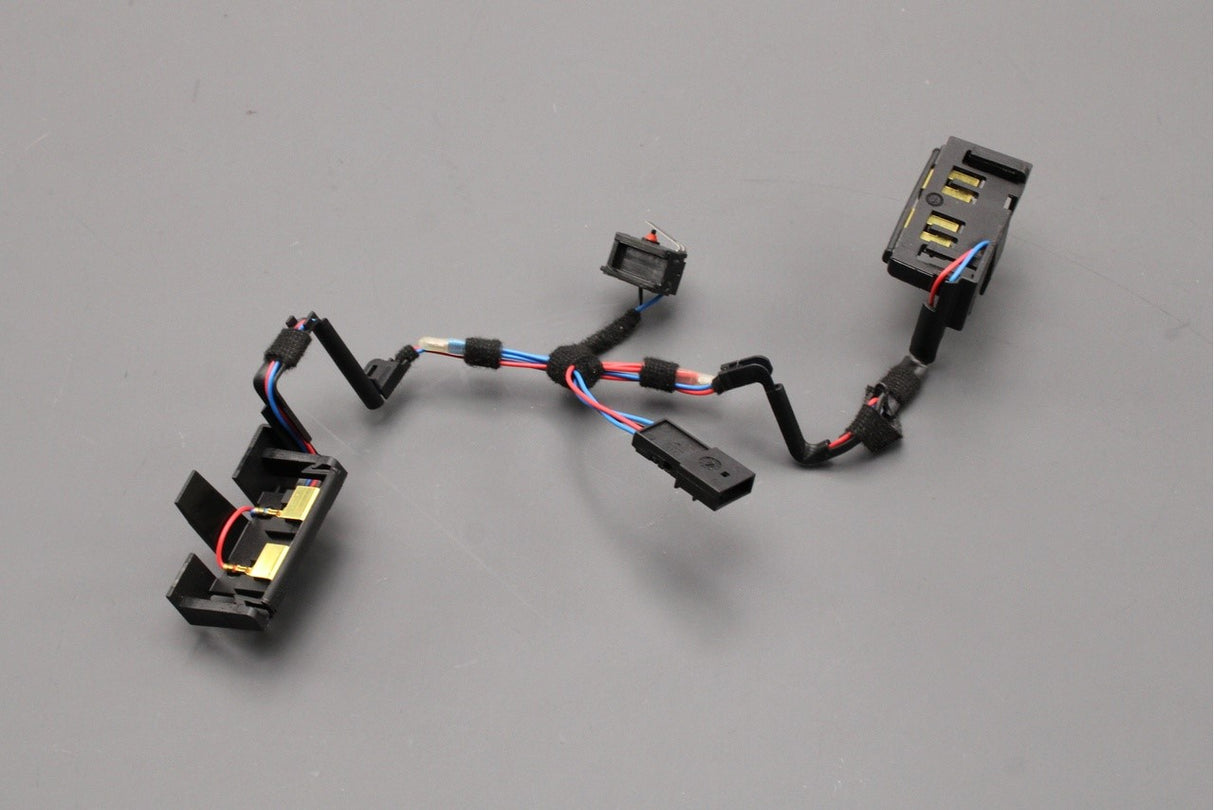 Audi A4 S4 A8 S8 RS4 2001-10 number plate light wiring harness 8E0971145