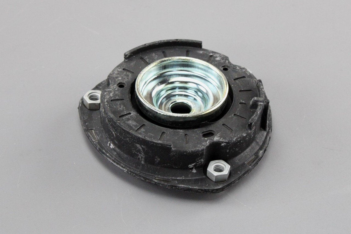 VW Passat Audi A1 Skoda SEAT Leon Front strut top mount (x1) 5Q0412331F