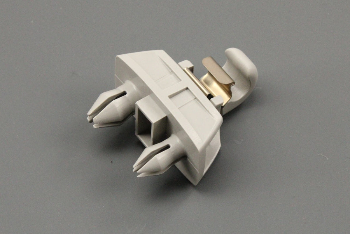 Skoda Octavia 20-on SEAT Leon sun visor retainer clip 4G0857562A RM5, view 1